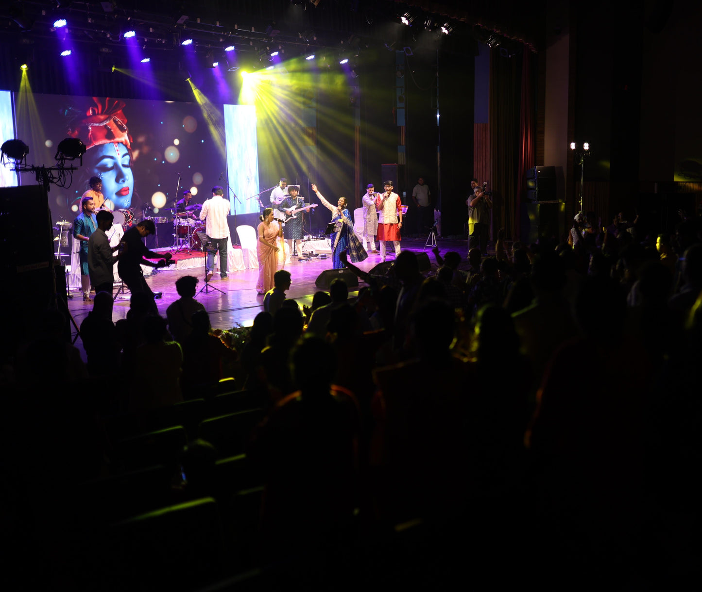 Ahmedabad's Biggest Bhajan Clubbing Ft. Fusion albela band - 15th August, 2026 (Independence Day)